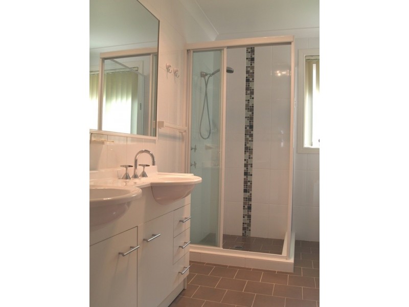 5 Figtree Place, Casula NSW 2170