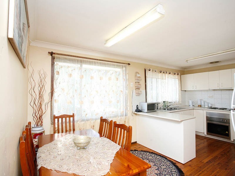 12 Darling Avenue, Casula NSW 2170