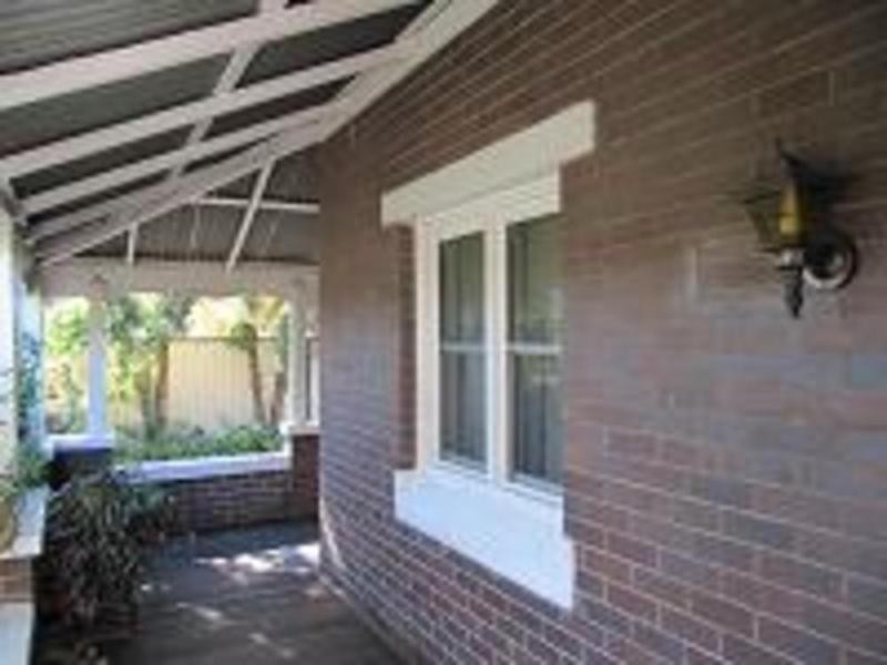 16 Moorebank Avenue, Moorebank NSW 2170