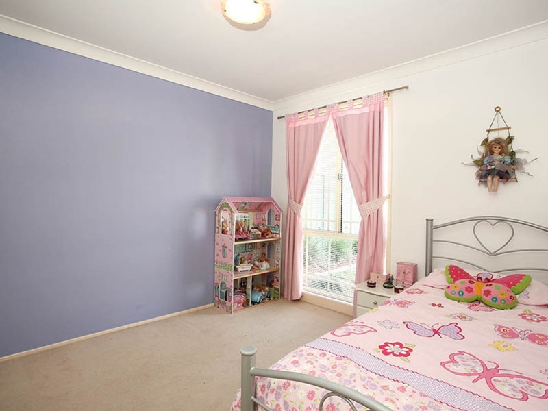 3 Erin Place, Casula NSW 2170