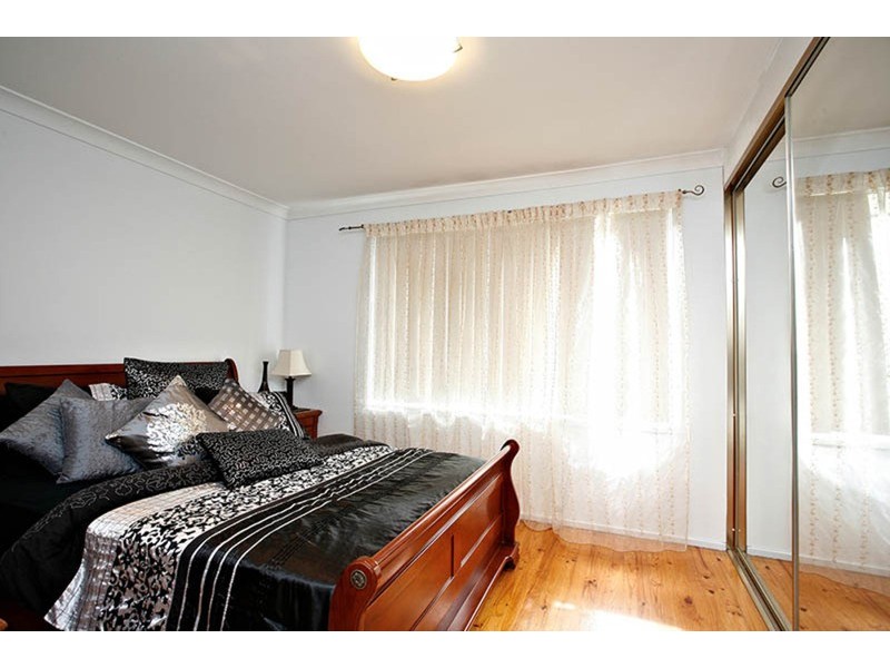 25 Buckland Road, Casula NSW 2170