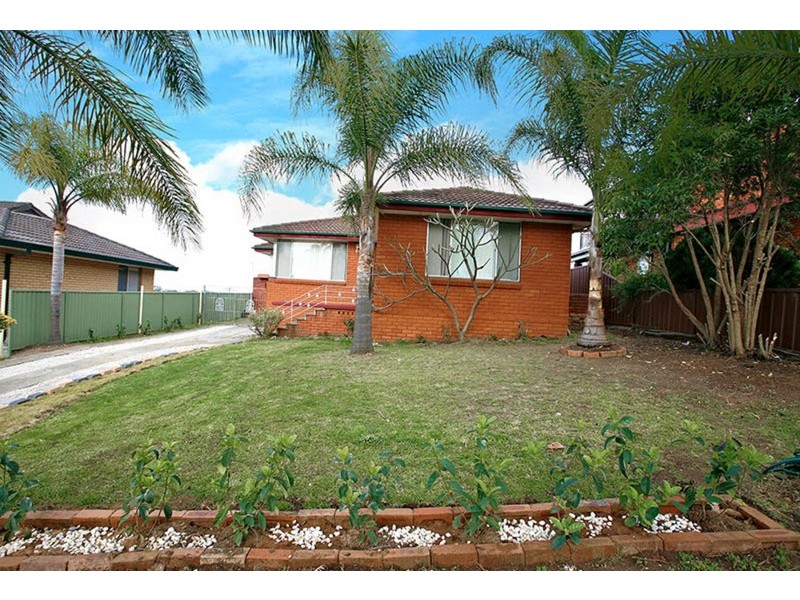 25 Buckland Road, Casula NSW 2170