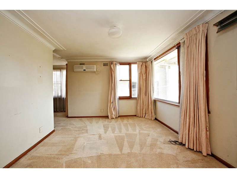 40 Reserve Road, Casula NSW 2170