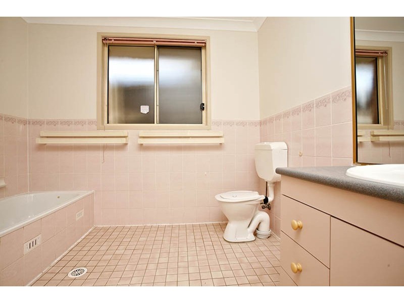 109 Leacocks Lane, Casula NSW 2170