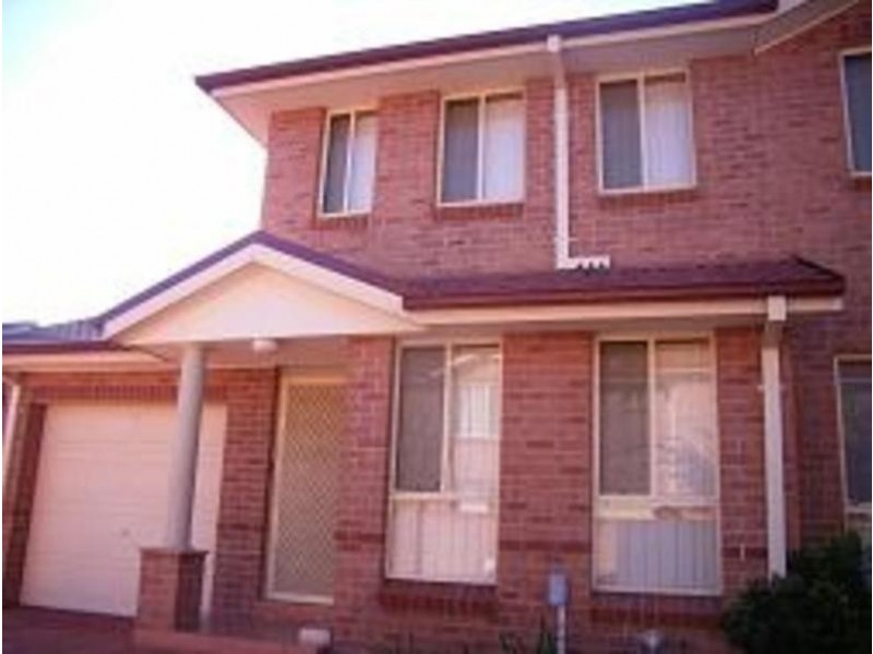 6/39 Kitson Way, Casula NSW 2170