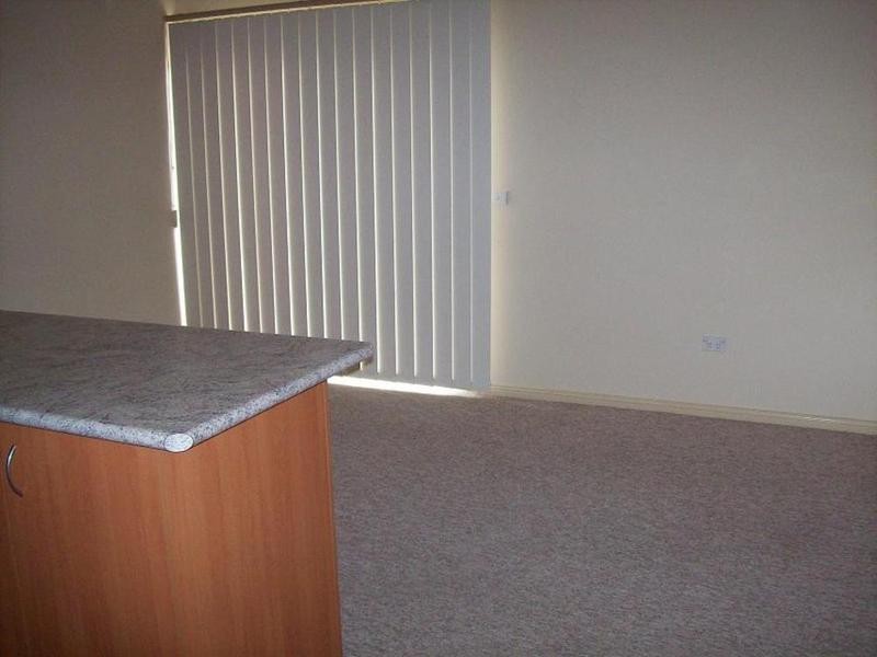 6/39 Kitson Way, Casula NSW 2170