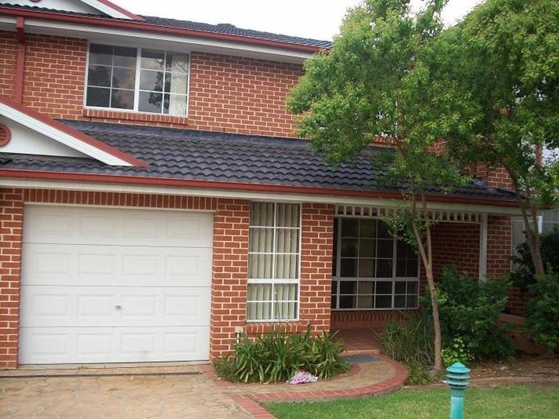 2/36 Holland Crescent, Casula NSW 2170