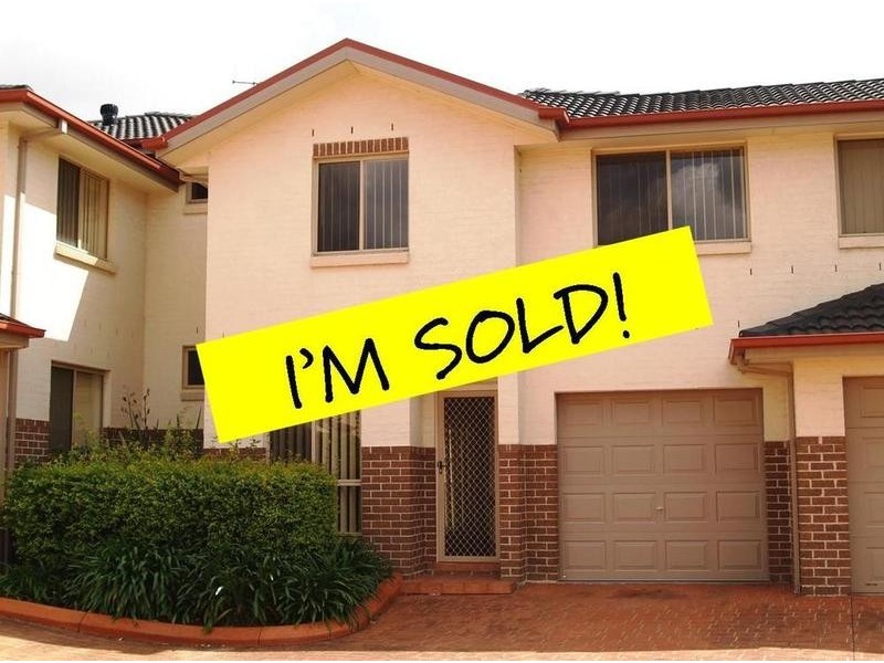 2/14 Pine Road, Casula NSW 2170