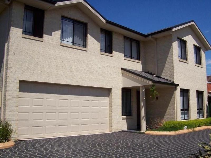 50 Verbena Avenue, Casula NSW 2170