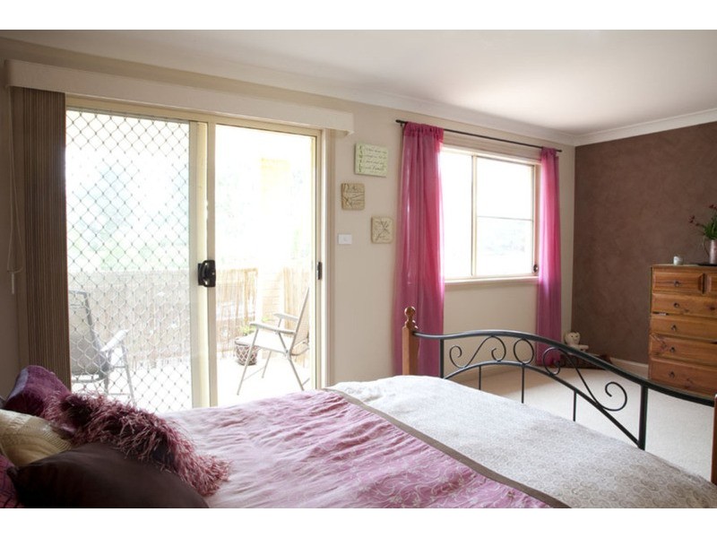 1 Larmar Place, West Hoxton NSW 2171