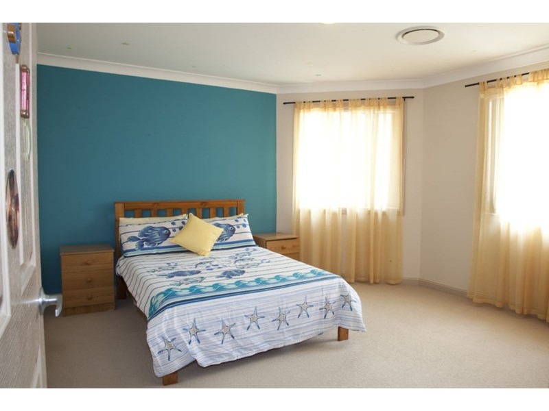 1 Larmar Place, West Hoxton NSW 2171