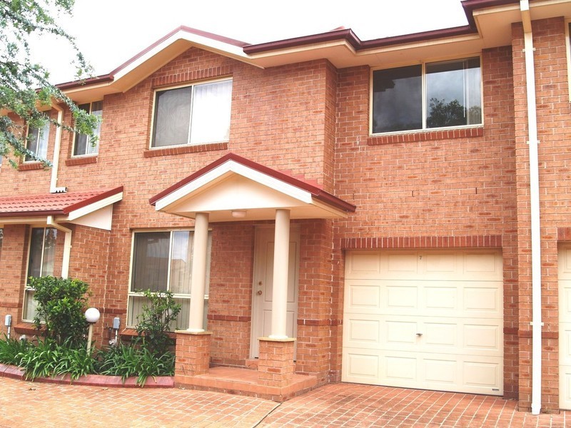 7/39-47 Kitson Way, Casula NSW 2170