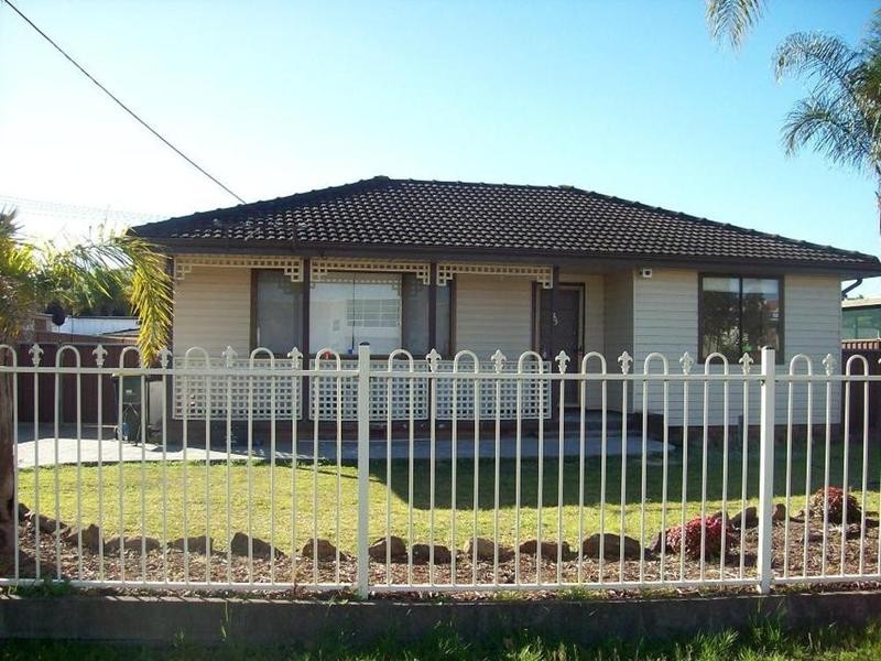 307 Hoxton Park Road, Cartwright NSW 2168