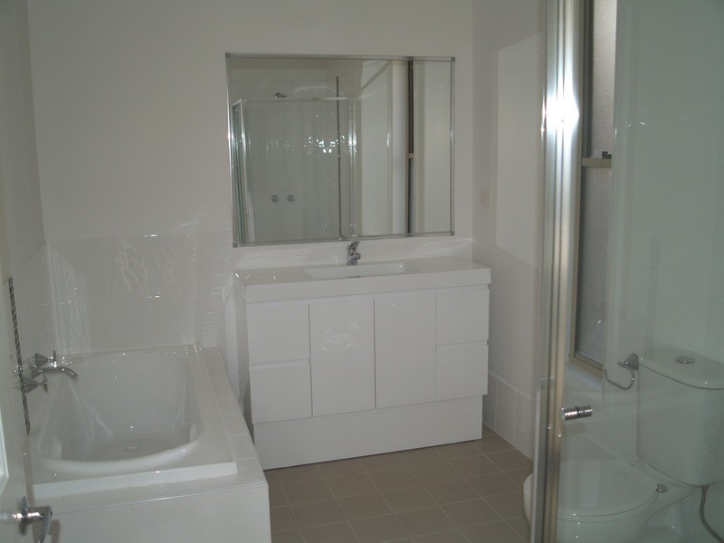 42B Reserve Road, Casula NSW 2170