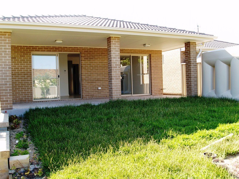 42B Reserve Road, Casula NSW 2170