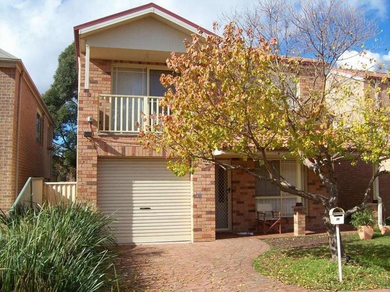 16 Thirroul Circuit, Prestons NSW 2170