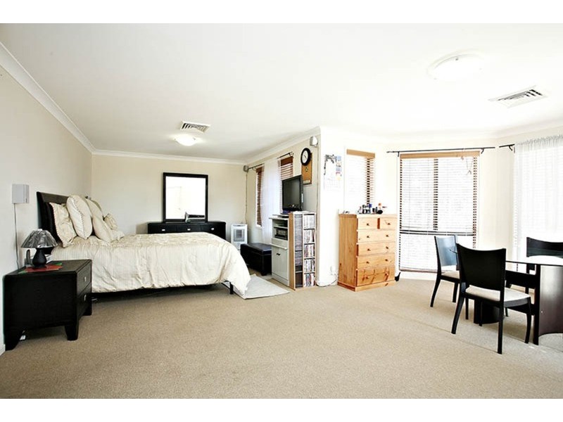 31 Umbria Street, Prestons NSW 2170