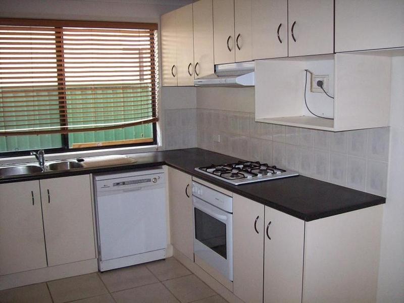 20 Erin Place, Casula NSW 2170