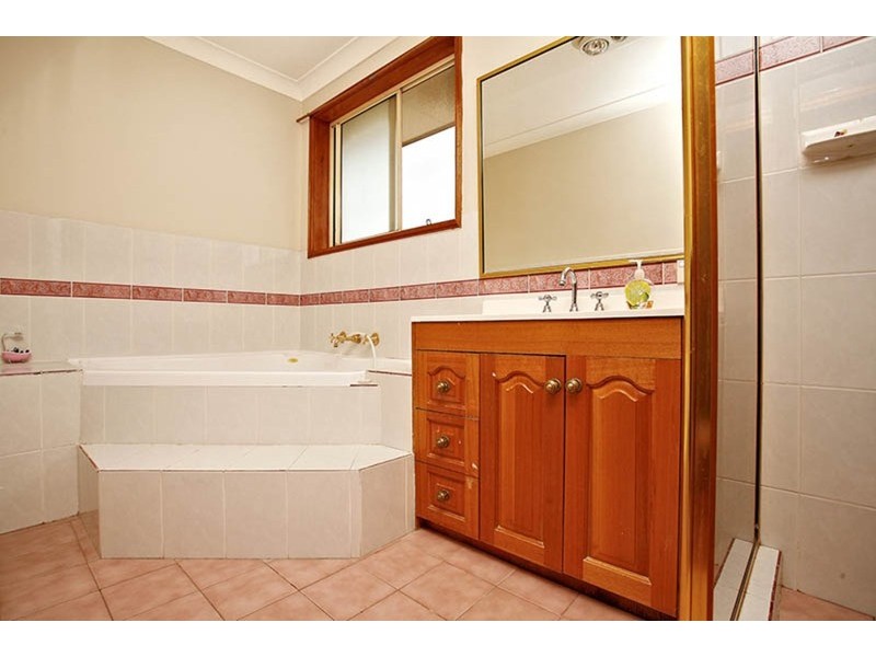 12 Durack Place, Casula NSW 2170