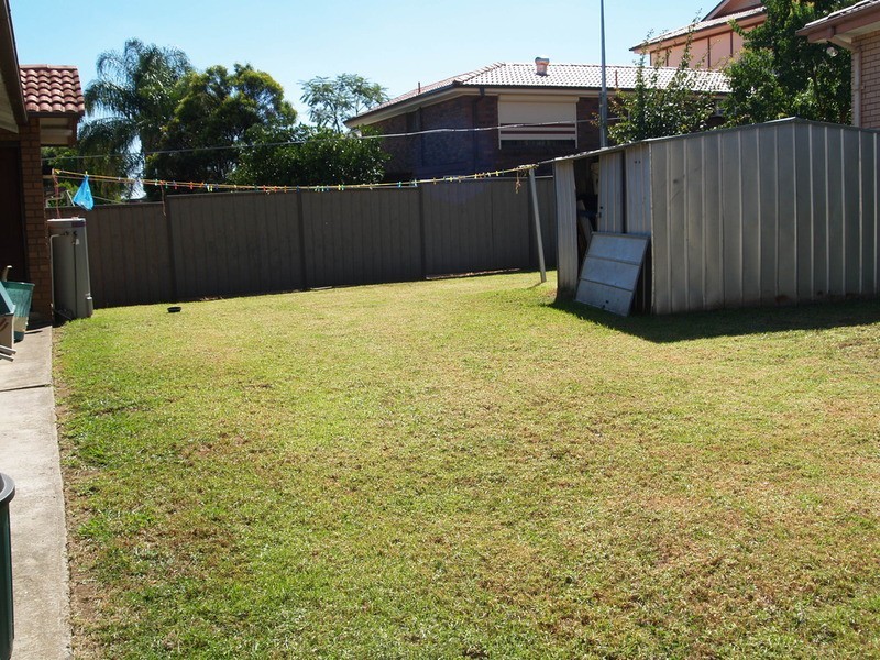 5 Tallowood Avenue, Casula NSW 2170
