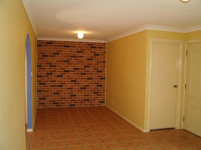 1/10 Durack Place, Casula NSW 2170