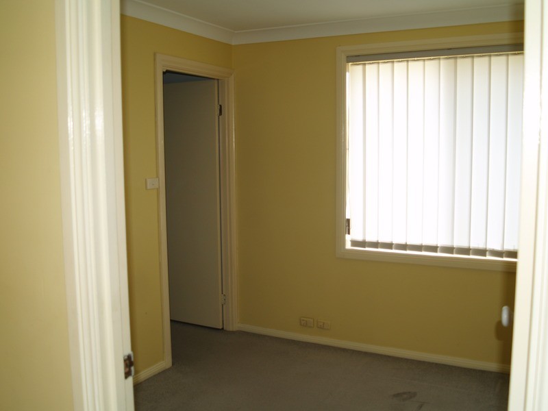 1/10 Durack Place, Casula NSW 2170