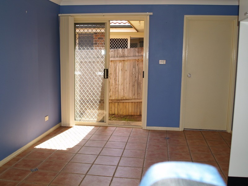 1/10 Durack Place, Casula NSW 2170