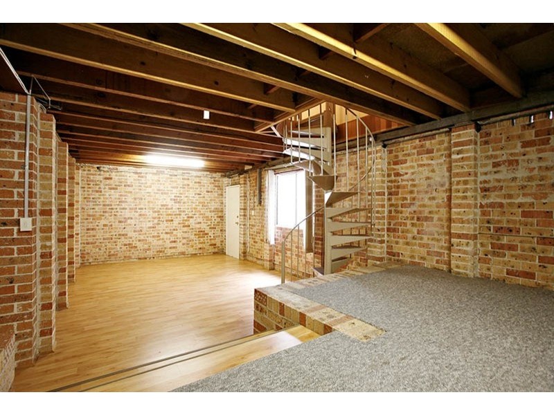 1/2 Cusack Place, Casula NSW 2170