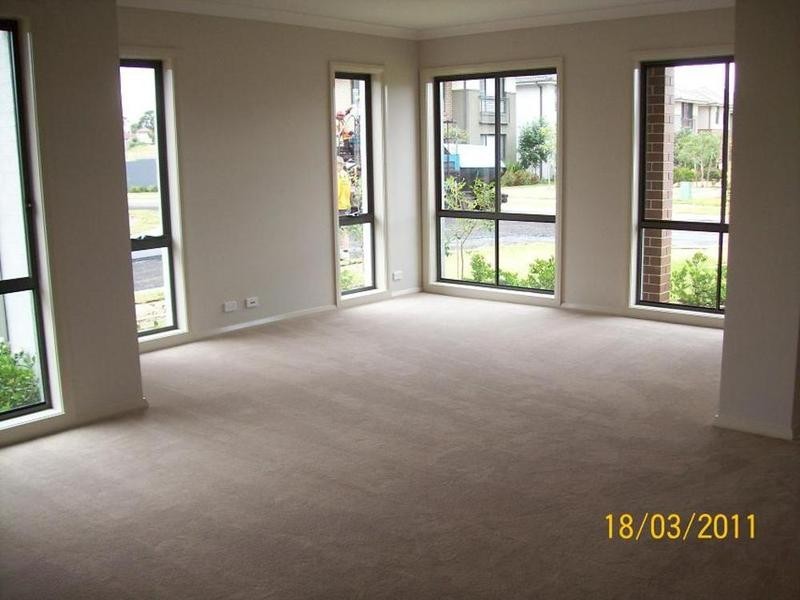 9 Mariner Street, Glenfield NSW 2167