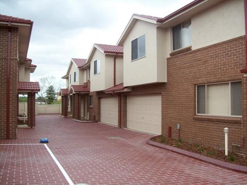 2/19-21 Marsh Parade, Casula NSW 2170