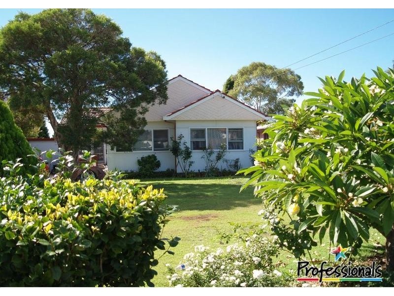 18 Marsh Parade, Casula NSW 2170