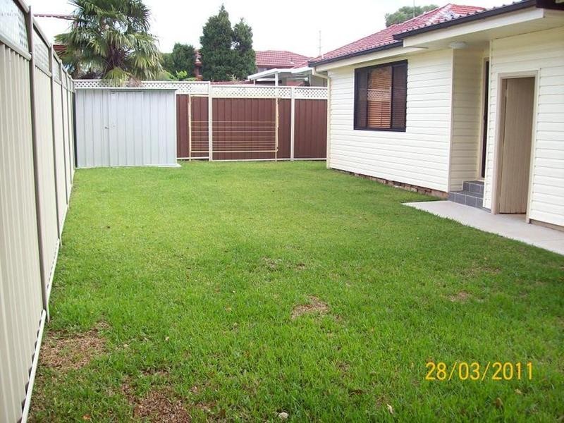 40 Rowe Avenue, Lurnea NSW 2170