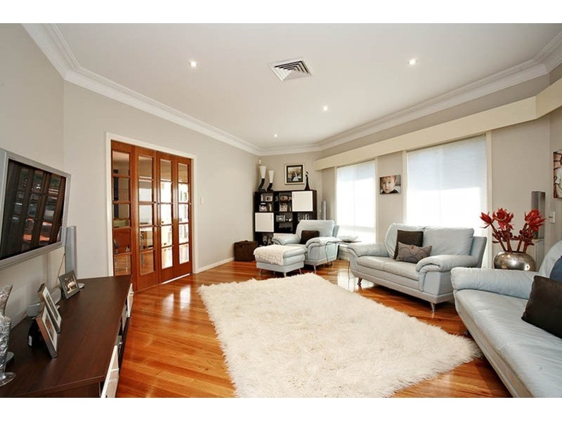 6 Rosewood Avenue, Prestons NSW 2170