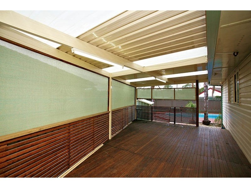 24 Frazer Avenue, Lurnea NSW 2170