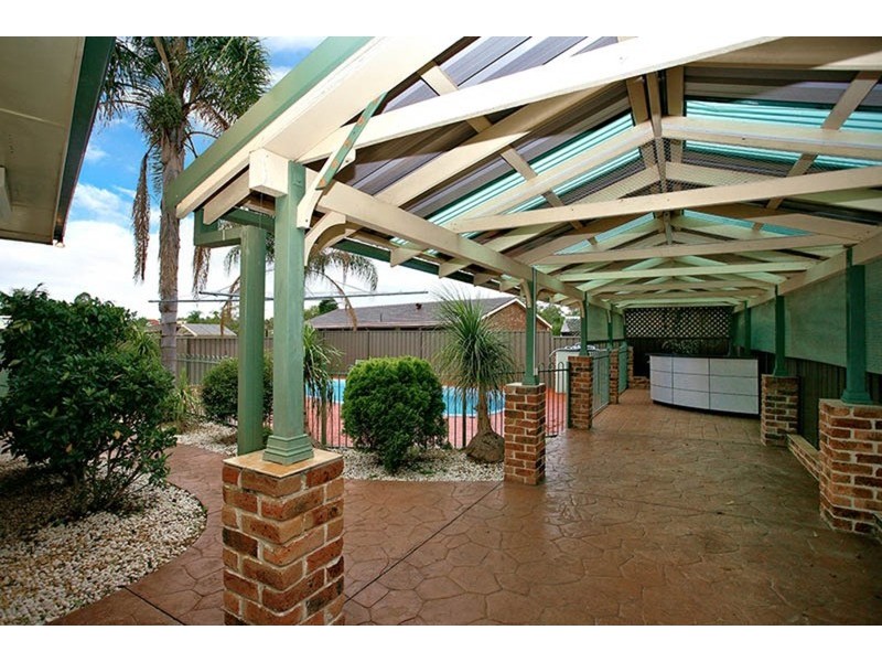 24 Frazer Avenue, Lurnea NSW 2170