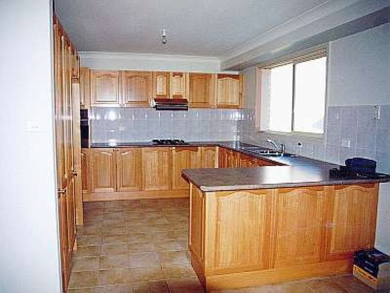 16 Trainer Avenue, Casula NSW 2170