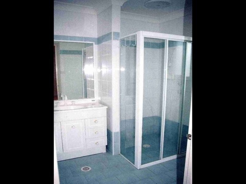 16 Trainer Avenue, Casula NSW 2170