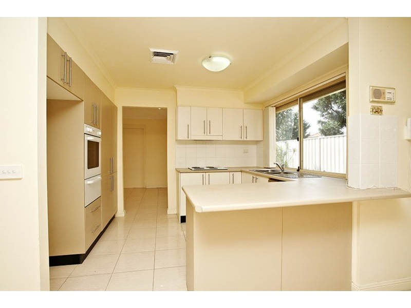 216 Leacocks Lane, Casula NSW 2170
