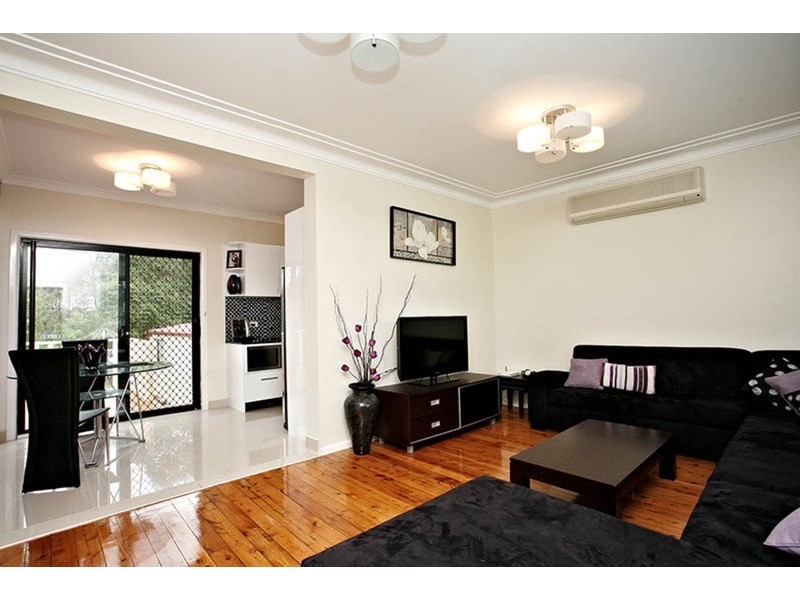 21 Amalfi Street, Lurnea NSW 2170