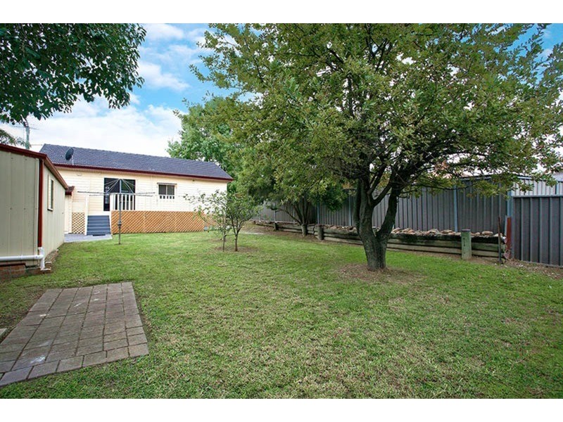 21 Amalfi Street, Lurnea NSW 2170