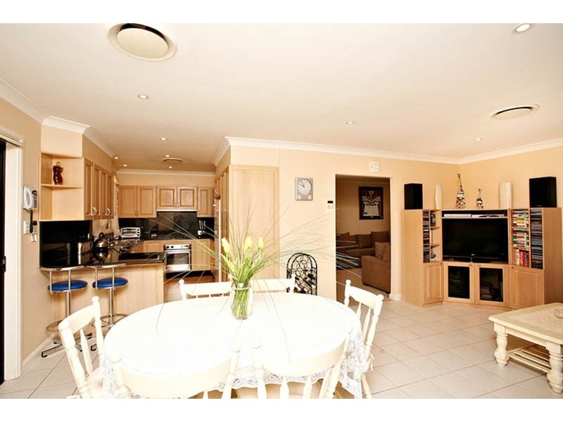 22 Brisbane Avenue, Lurnea NSW 2170