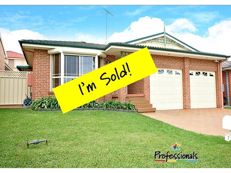 7 Harpur Place, Casula NSW 2170