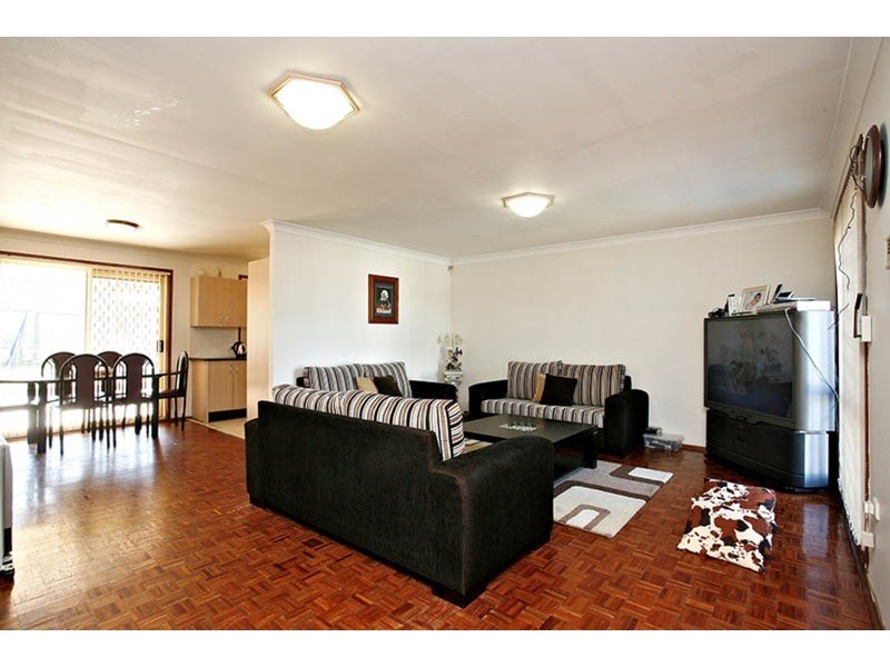 75 Starling Street, Green Valley NSW 2168