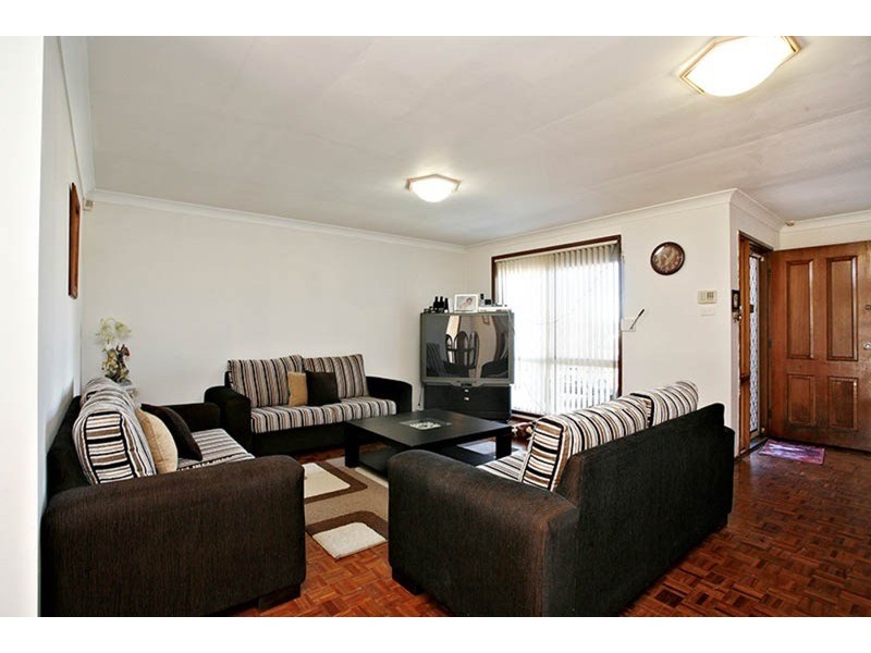 75 Starling Street, Green Valley NSW 2168