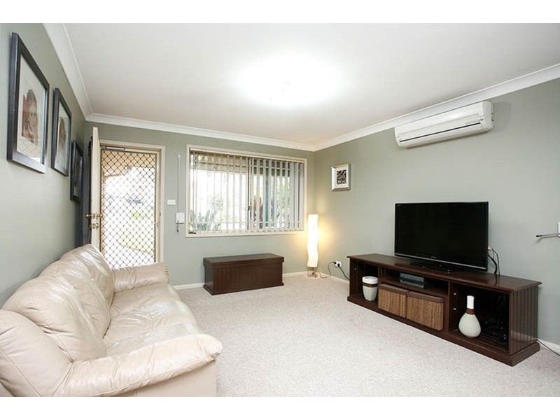 1/13 Clune Close, Casula NSW 2170