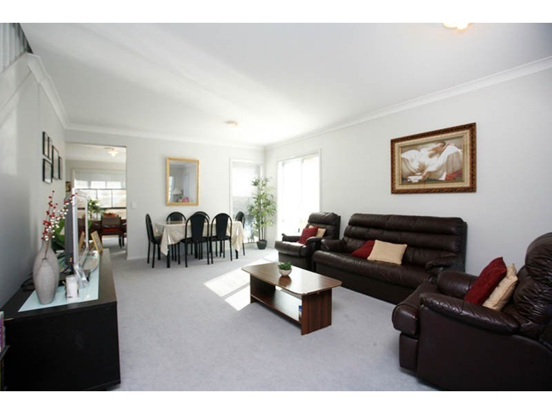 75 Atlantic Boulevard, Glenfield NSW 2167