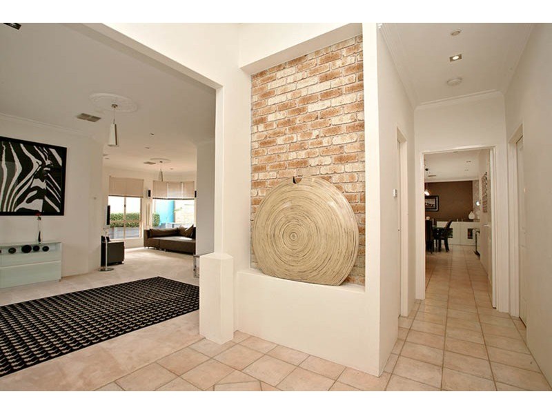 195 Leacocks Lane, Casula NSW 2170