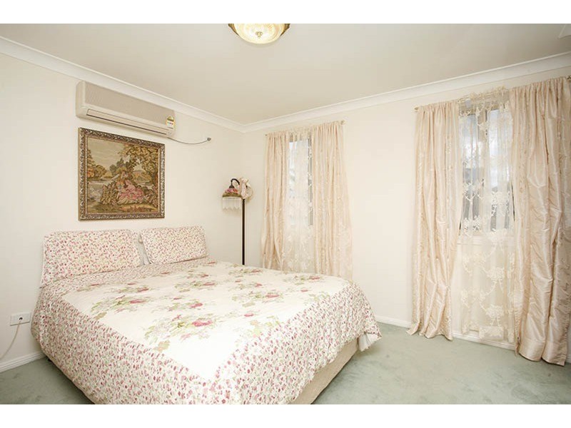 14b Luongo Place, Prestons NSW 2170