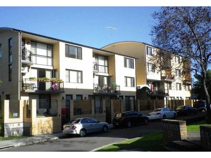 16/11-13 Charles Street, Liverpool NSW 2170