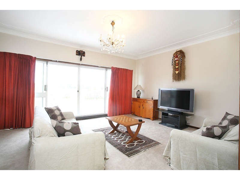 19 Calabro Avenue, Lurnea NSW 2170